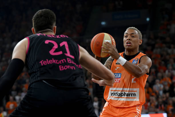 话题持续成 话题持续成