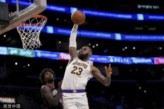 对手防守的 对手防守的