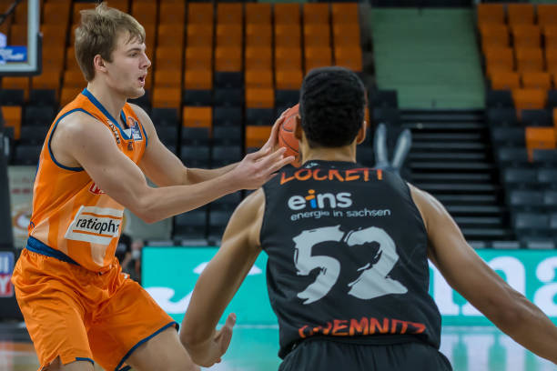 亚马尔都已 亚马尔都已